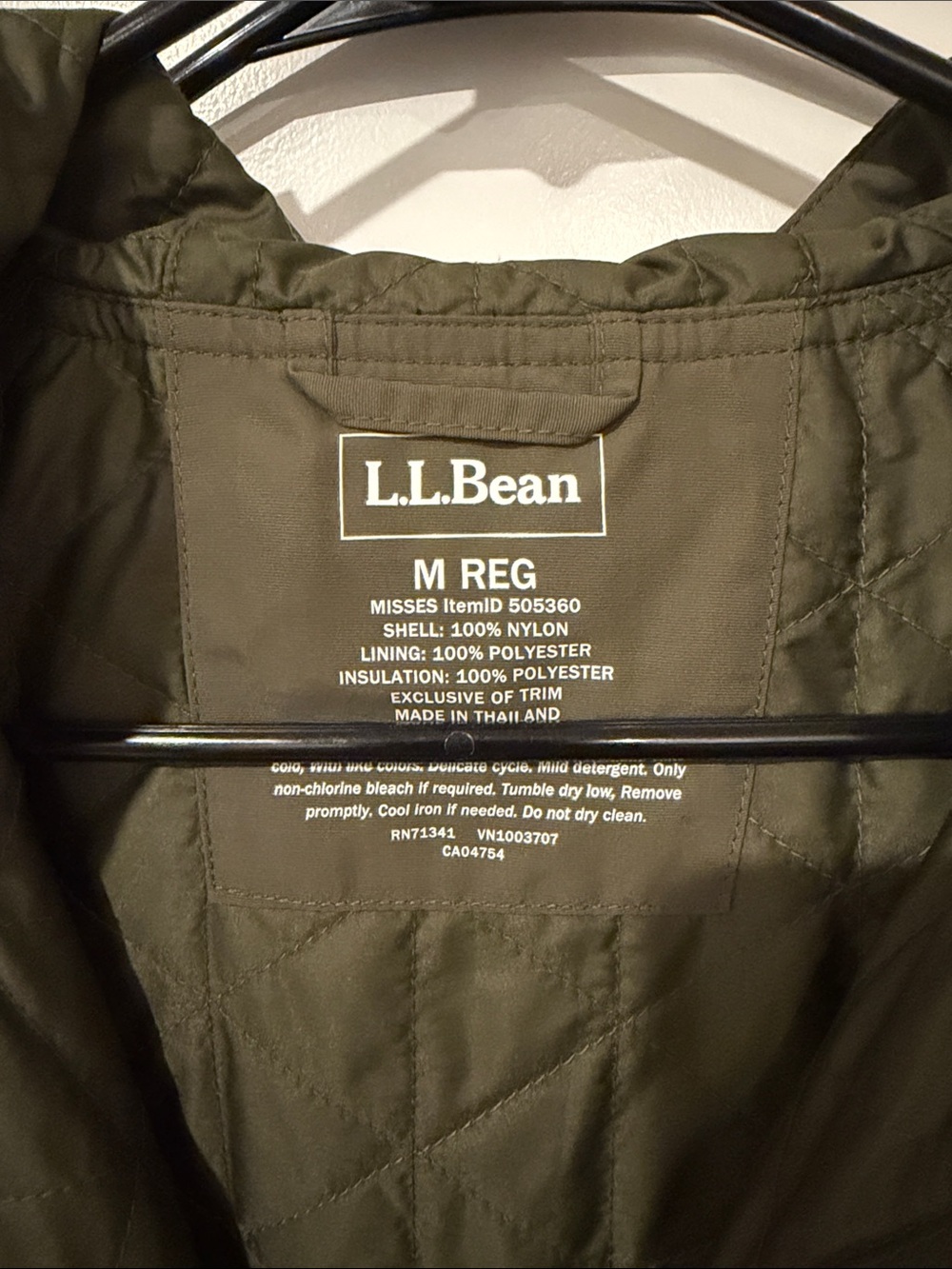 L.L.Bean Olive Windbreaker Pullover with Yellow Drawcords - Picture 3 of 4